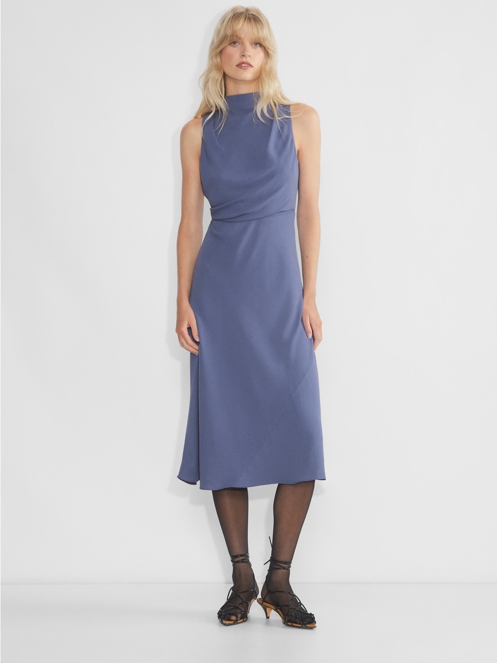 ARITZIA WILFRED Fleurine Sleeveless High-Neck Midi Dress in Dusty Blue Size S